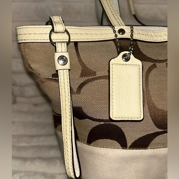 Coach Signature Brown and Cream Tote - Picture 8 of 9